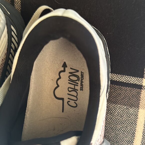 Brooks Women's Sneakers in Gray and Black - Picture 6 of 10